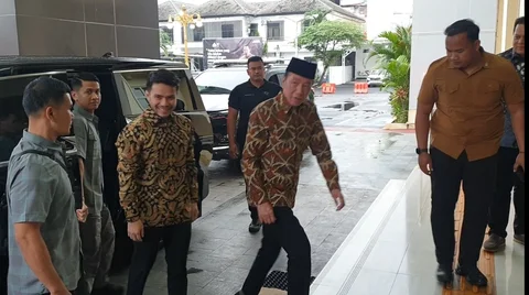 Jokowi Datangi Polresta Solo