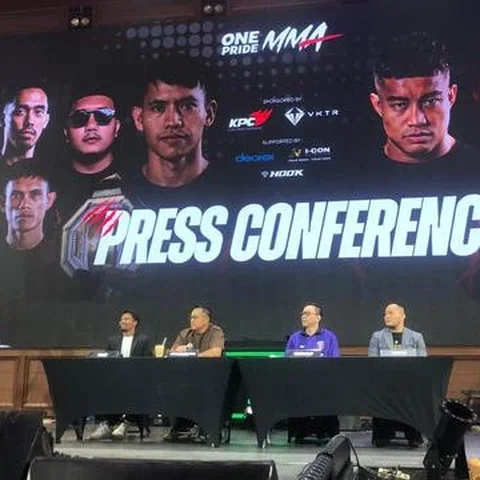 Konferensi pers One Pride MMA di HW Livehouse, Jakarta Selatan, Jumat (13/2/2026). (Bola.com/Hery Kurniawan)