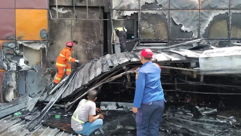 Mall Ciputra Terbakar