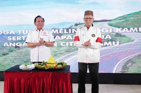 Ketua Umum Persatuan Bola Voli Seluruh Indonesia (PBVSI). Imam Sudjarwo saat kegiatan syukuran HUT ke-71 PBVSI di Gedung Serbaguna Padepokan Voli Sentul, Bogor, Kamis (26/2/2026).