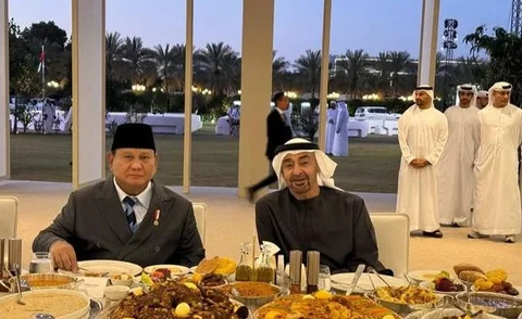 Prabowo Buka Puasa Bersama dengan MBZ (Foto: Biro Pers Sekretariat Presiden)