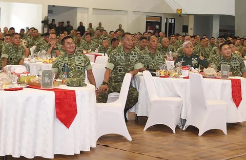 Peserta Uji Kemampuan Komandan Satuan TNI Angkatan Darat di GOR Nanggala Markas Kopassus Cijantung Jakarta, Rabu (04/02/2026).