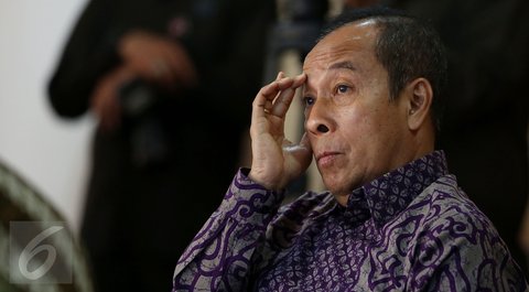 Gubernur Lemhanas Agus Widjojo saat menghadiri acara Forum Komunikasi Pimpinan Lemhanas RI dengan Para pimpinan Redaksi dan Wartawan Media cetak /Elektronik di Gedung Lemhanas RI, Jakarta, Rabu (23/11). (Liputan6.com/Johan Tallo)