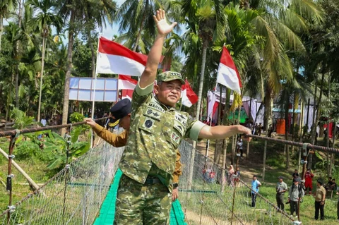 Kepala Staf Angkatan Darat Maruli Simanjuntak meresmikan Jembatan Gantung Garuda di Kecamatan Sawang, Lhokseumawe, Aceh Utara, Senin ()9/03/2026).