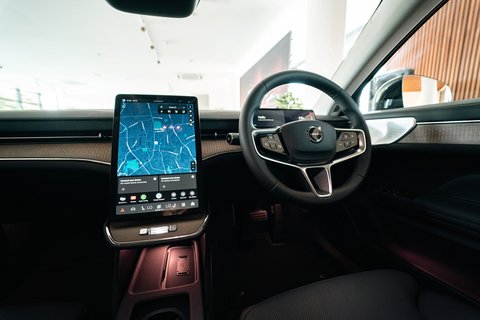 Volvo ES90