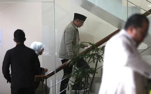 Mantan Menteri Agama, Yaqut Cholil Qoumas sesaat sebelum menjalani pemeriksaan di gedung Merah Putih Komisi Pemberantasan Korupsi (KPK), Jakarta, Kamis (12/3/2026).