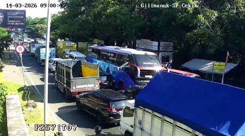 Urai Antrean Pemudik di Pelabuhan Gilimanuk Capai 10 Kilometer
