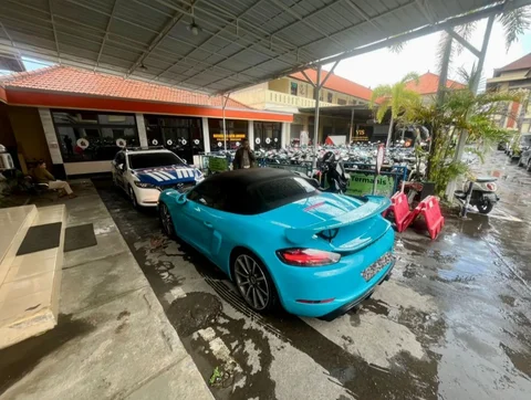 Viral Video Turis Rusia Drifting Pakai Porsche di Bali, Kini Terancam 3 Bulan Kurungan