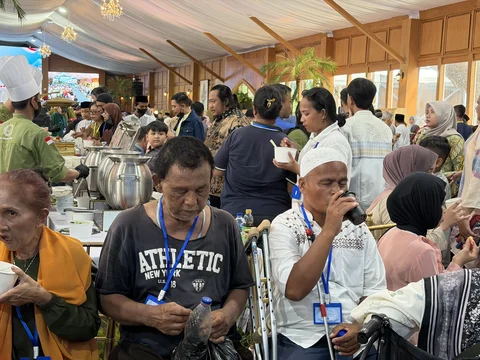 Intip Ragam Menu Open House Istana, dari Opor hingga Es Teler