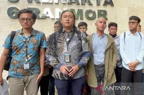 Perserikatan Bangsa-Bangsa (PBB) menyatakan keprihatinan mendalam atas serangan air keras terhadap aktivis KontraS, Andrie Yunus, dan mendesak otoritas Indonesia mengusut tuntas kasus teror air keras aktivis KontraS ini.