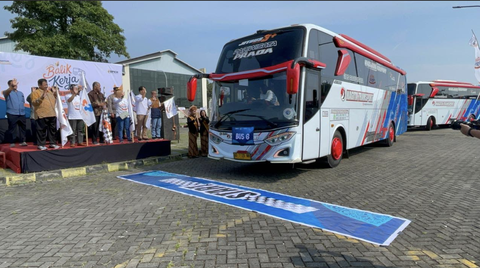 Senangnya Ratusan Pemudik Solo Balik Kerja Ke Jakarta Gratis