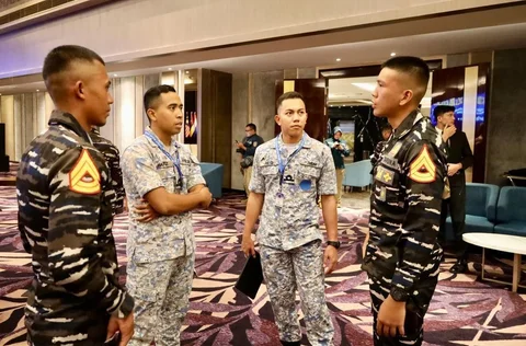 Asops Kasal Laksda TNI Yayan Sofiyan membuka kegiatan ASEAN Plus Cadet Sail 2026 di Surabaya, Selasa (24/03/2026).