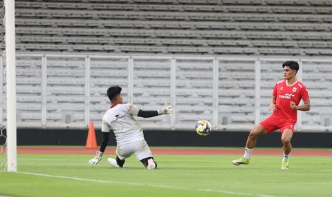 Pemain Timnas Indonesia menggelar sesi Latihan untuk FIFA Series 2026 Stadion Madya, Komplek Gelora Bung Karno, Jakarta, Kamis (26/3/2026).