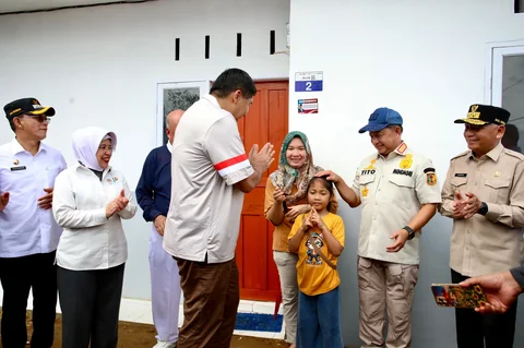 Kasatgas Tito Serahkan 120 Unit Huntap bagi Penyintas Bencana di Tapsel