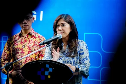 Menkomdigi Tegaskan Kepatuhan Platform Digital terhadap PP Tunas, Apresiasi X dan Bigo Live