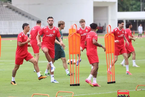 Sejumlah pesepak bola Timnas Indonesia mengikuti latihan jelang laga FIFA Series di Stadion Madya, Senayan, Jakarta, Minggu (29/3/2026)