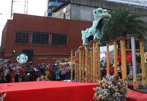 Penampilan barongsai pada acara perayaan Cap Go Meh Jakarta di kawasan Pancoran Chinatown Point Mall, Jakarta, Selasa (3/3/2026).