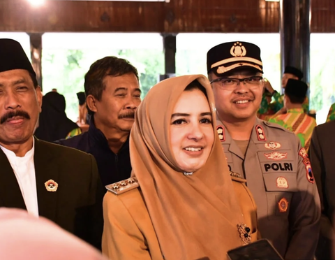Bupati Pekalongan Fadia Arafiq