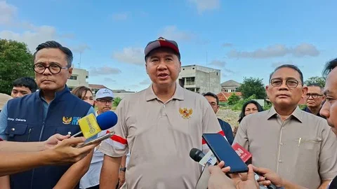 Menteri Perumahan dan Kawasan Permukiman (PKP) Maruarar Sirait dan Kepala BP BUMN, Dony Oskaria. (Foto: Liputan6.com/Arief RH)