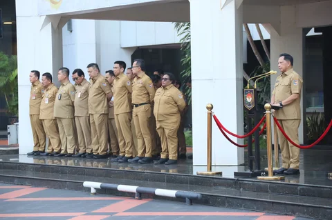 Mendagri Tito halalbihalal dengan ASN di Kantor Pusat Kemendagri