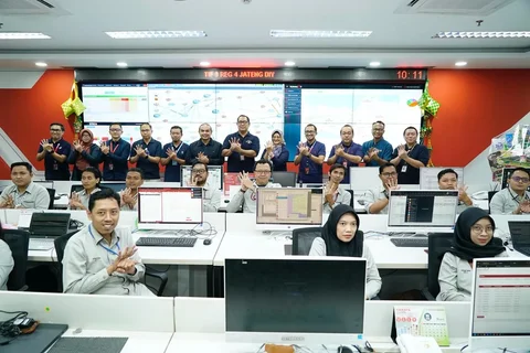 Peninjauan Posko TelkomGroup Siaga RAFI 2026 di Integrated Operation Center (IOC) Semarang.