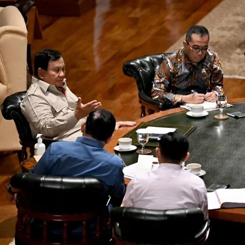 Prabowo Ratas di Hambalang