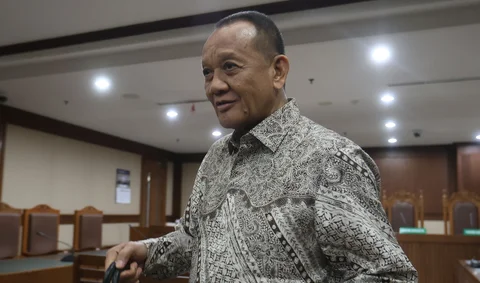 Terdakwa kasus dugaan tindak pidana pencucian uang (TPPU) Nurhadi saat  mengikuti sidang vonis di Pengadilan Tipikor, Jakarta,  Rabu (01/04/2026).