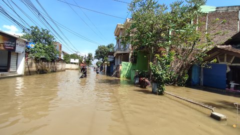 Banjir di kawasan Sapan, Kabupaten Bandung, pada Rabu (15/4).
