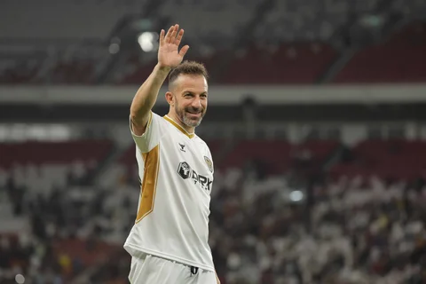 Pemain DRX World Legends, Alessandro Del Piero dalam laga Clash of Legends di Stadion Utama Gelora Bung Karno (SUGBK), Senayan, Jakarta, Sabtu (18/04/2026).