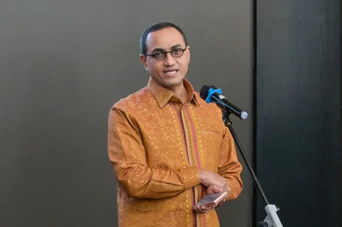 Kepala Eksekutif Pengawas Pasar Modal, Keuangan Derivatif, dan Bursa Karbon OJK Hasan Fawzi menyampaikan keterangan pers terkait Capaian Reformasi Transparansi Pasar Modal Indonesia di Bursa Efek Indonesia, Jakarta, Kamis (02/04/2026).