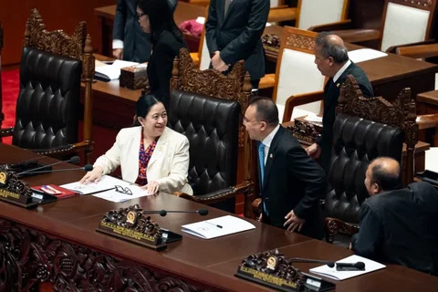 Puan Pimpin Pengesahan UU PPRT Serta UU Pelindungan Saksi dan Korban