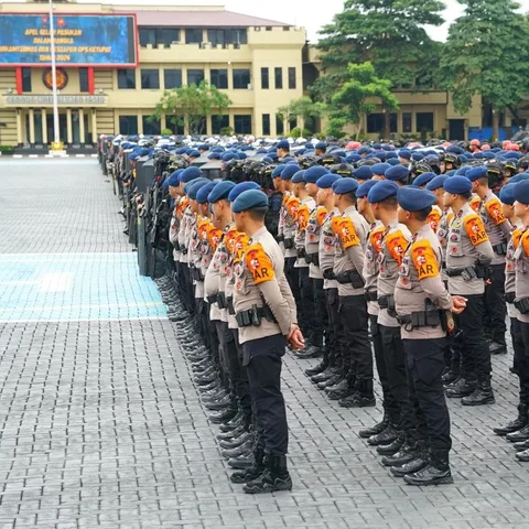 Apel pembukaan Rakernis Korps Brimob Polri 2026 di Mako Korbrimob Kelapadua Depok Jawa Barat Selasa (21/04/2026).