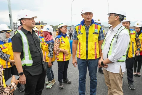 Menteri Koordinator Bidang Infrastruktur dan Pembangunan Kewilayahan Agus Harimurti Yudhoyono meninjau program pembangunan di Daerah Istimewa Yogyakarta, Jumat (24/4/2026).