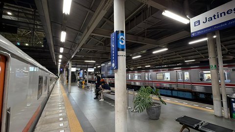 Dampak Tabrakan Kereta di Stasiun Bekasi, Perjalanan Kereta Masih Berhenti Total