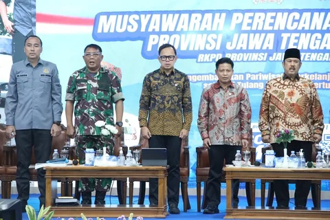 Wamendagri Bima Arya Sugiarto saat menghadiri Musrenbang Provinsi Jawa Tengah Tahun 2026