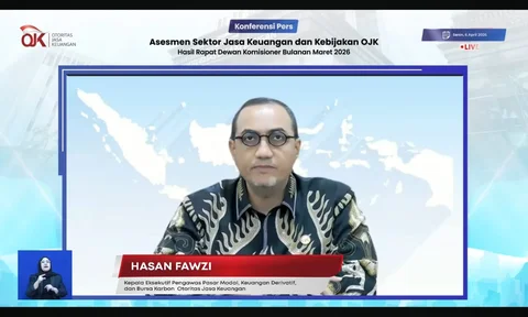 Anggota Dewan Komisioner Otoritas Jasa Keuangan (OJK) yang juga menjabat sebagai Kepala Eksekutif Pengawas Pasar Modal, Keuangan Derivatif, dan Bursa Karbon, Hasan Fawzi