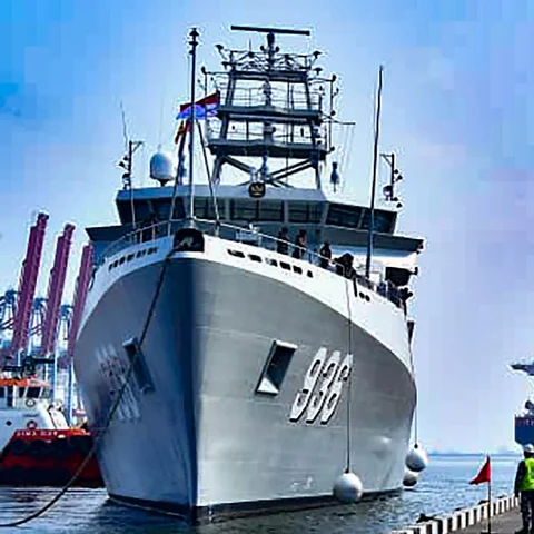 KRI Canopus-936 yang memperkuat kemampuan survei dan pemetaan laut TNI AL di Jakarta Utara, Senin (11/5/2026).
