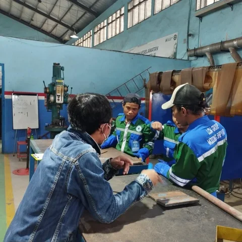 Armada Indonesia di jalur perdagangan internasional