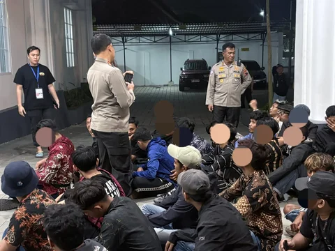 33 Orang Supporter Diamankan