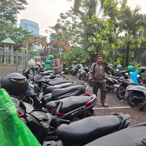 Lokasi Parkir Khusus Ojol di Mal