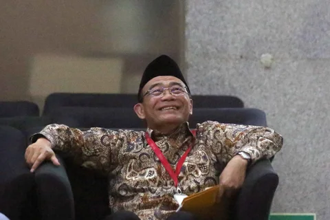 Penasihat Khusus Presiden Bidang Haji, Muhadjir Effendy, sesaat setelah tiba di Gedung Merah Putih Komisi Pemberantasan Korupsi (KPK), Jakarta, Senin (18/5/2026).