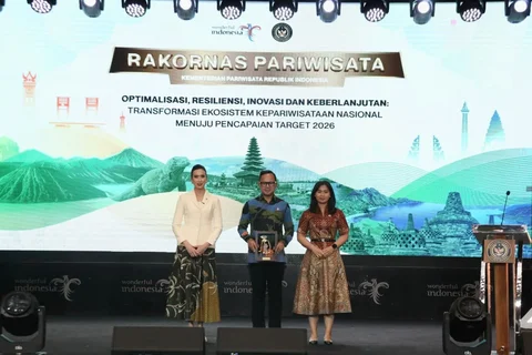 Wamendagri Bima Tegaskan Penguatan Ekosistem dan City Branding untuk Majukan Pariwisata Daerah