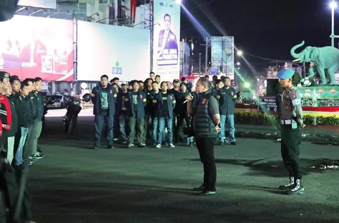 Apel Tim QR Presisi Polda Lampung sebelum melakukan patroli malam di sejumlah titik rawan kriminalitas di Bandar Lampung Sabtu (23/5/2026).