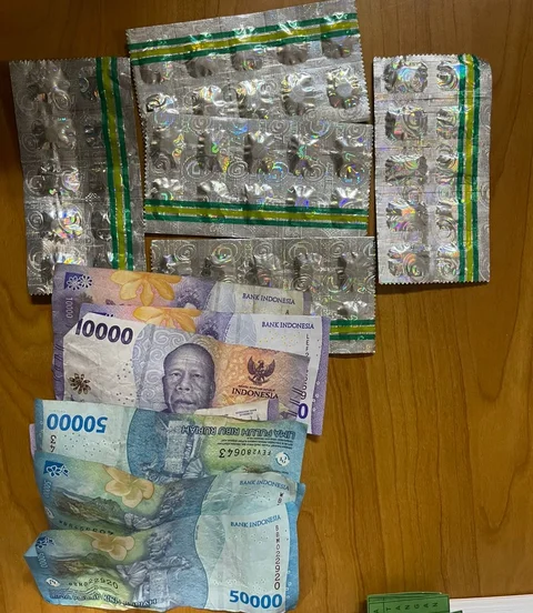 Mengamankan Uang Tunai