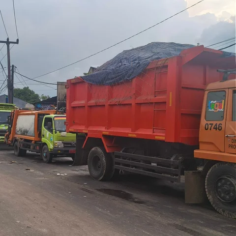 Bukit Sampah Bantargebang