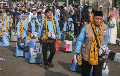 Jamaah haji saat tiba di Aula Kantor Bupati, Kabupaten Bogor, Jawa Barat, Jumat (08/05/2026).