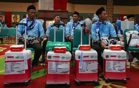 Jamaah haji saat tiba di Aula Kantor Bupati, Kabupaten Bogor, Jawa Barat, Jumat (08/05/2026).