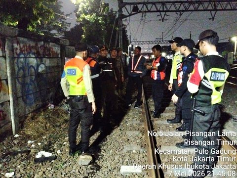 satpol pp datangi lokasi sejoli mesum di Jatinegara