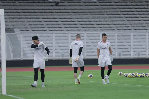 Timnas Indonesia menjalani pemusatan latihan (Training Camp) di Stadion Madya, Senayan, Jakarta,Senin (1/6/2026).