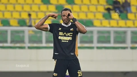 Pemain Dewa United, Alex Martins Ferreira.